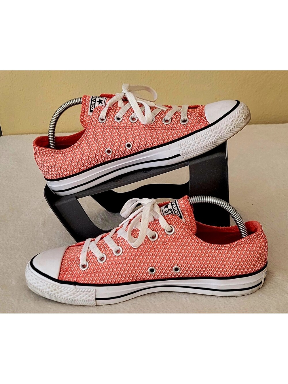 Converse All Star Ox Women’s Size 9 Shoes Coral White Ultra Red Scale 555855F